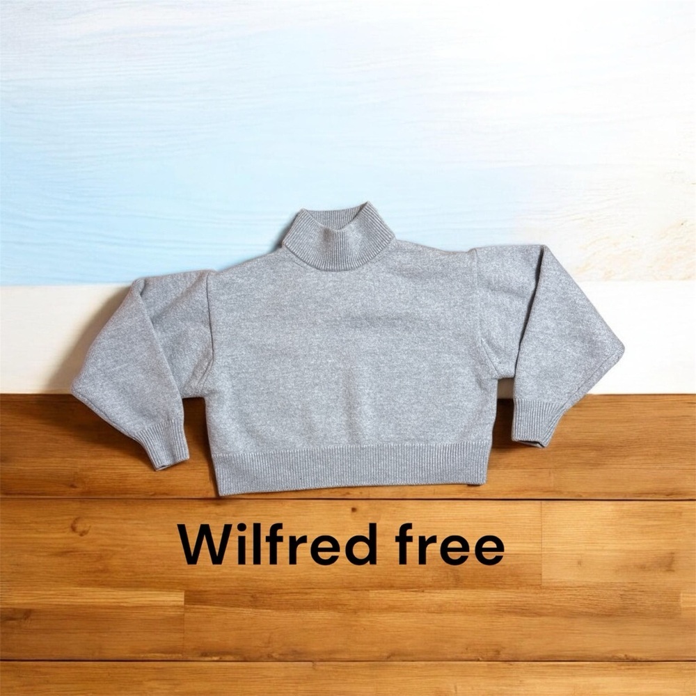 ❤️Wilfred free Wool Light Gray Turtleneck Sweater
